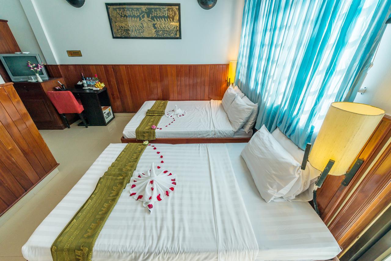 Travellerhome Angkor Guesthouse Siem Reap Exterior photo